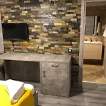 Mav Boutique