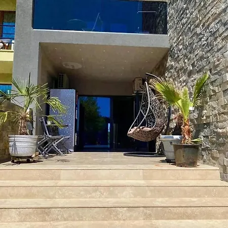 Mav Boutique Hotel