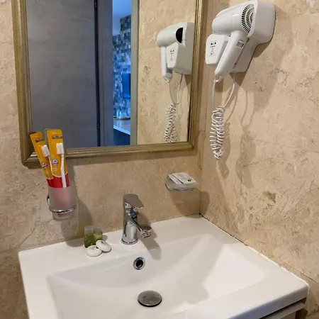 Hotel Mav Boutique 5*