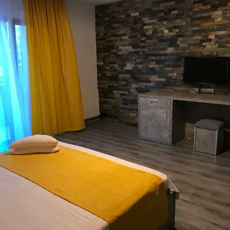 Hotel Mav Boutique *